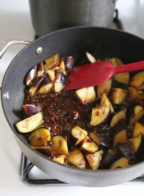 Салат из баклажанов на зиму - рецепты с помидорами, перцем, фасолью. Вкусные салаты на зиму из баклажанов по-корейски и без стерилизации