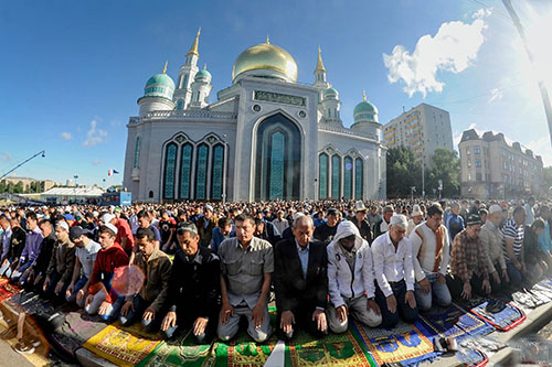 Ураза-Байрам 2018: расписание для Москвы, поздравления,  открытки и картинки с Ураза-Байрам